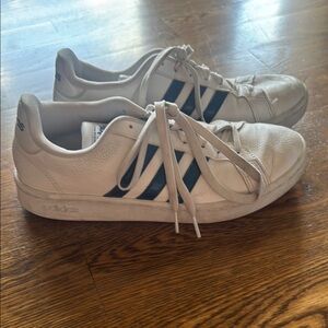 Adidas White and Blue Classic Sneakers Sz 8
